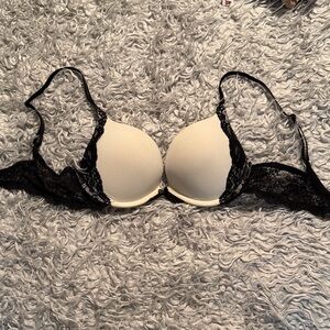 Victoria's Secret Black and Cream Lace Bra